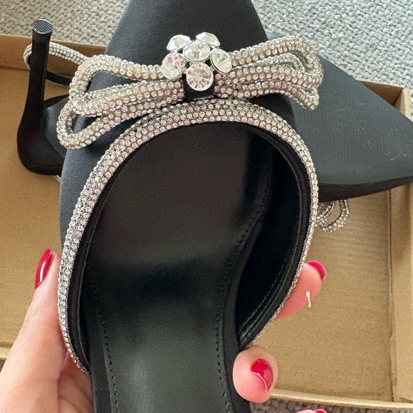 Steve Madden Viable Black Rhinestone Bow Heels – Size 9, Brand New with Box - Picture 14 of 16